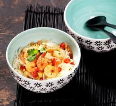 Vaječné nudle s krevetami zázvorem a chilli