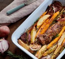 Pečená vepřová panenka se zeleninou