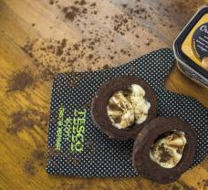 Čokoládové muffinové misky z obrácené formy