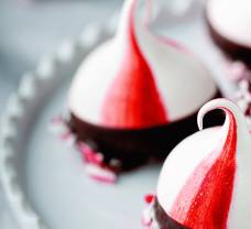 Mátové pusinky namočené v čokoládě