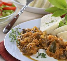 Oblíbená klasika s kysaným zelím: Vyzkoušejte jednoduchý recept na segedínský guláš 