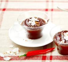 Horká čokoláda s chilli a kokosem